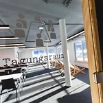 Djh Moun10 - Youth - Membership Required! Hostel *