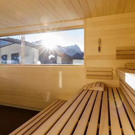 Djh Moun10 - Youth - Membership Required! Hostel