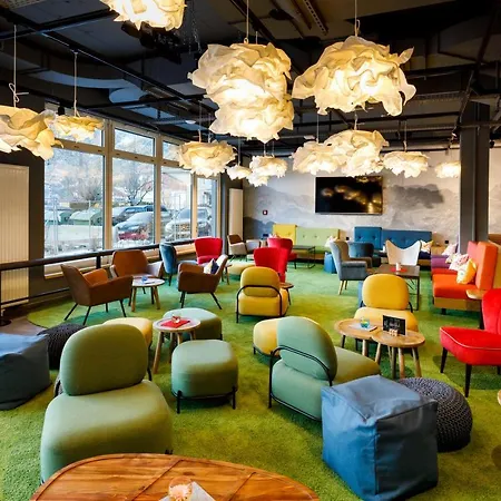 Djh Moun10 - Youth - Membership Required! * Γκάρμις-Παρτενκίρχεν