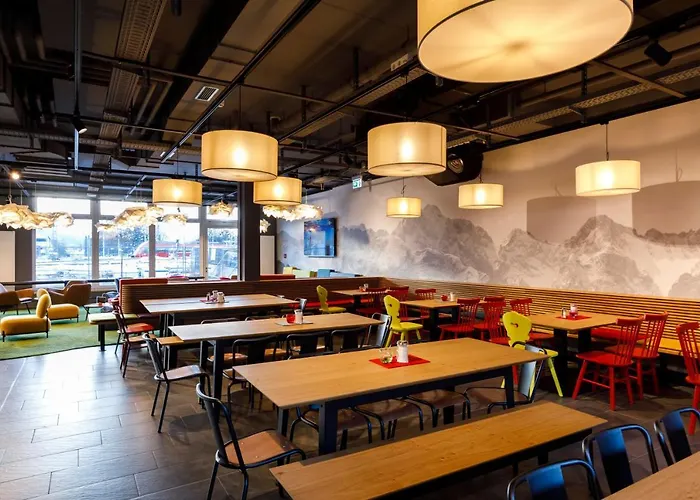 Djh Moun10 - Youth - Membership Required! Hostel *